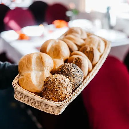 Brander Hof Бранд-Эрбисдорф