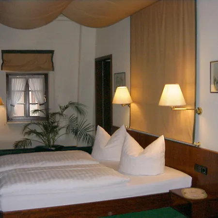 Brander Hof Бранд-Эрбисдорф